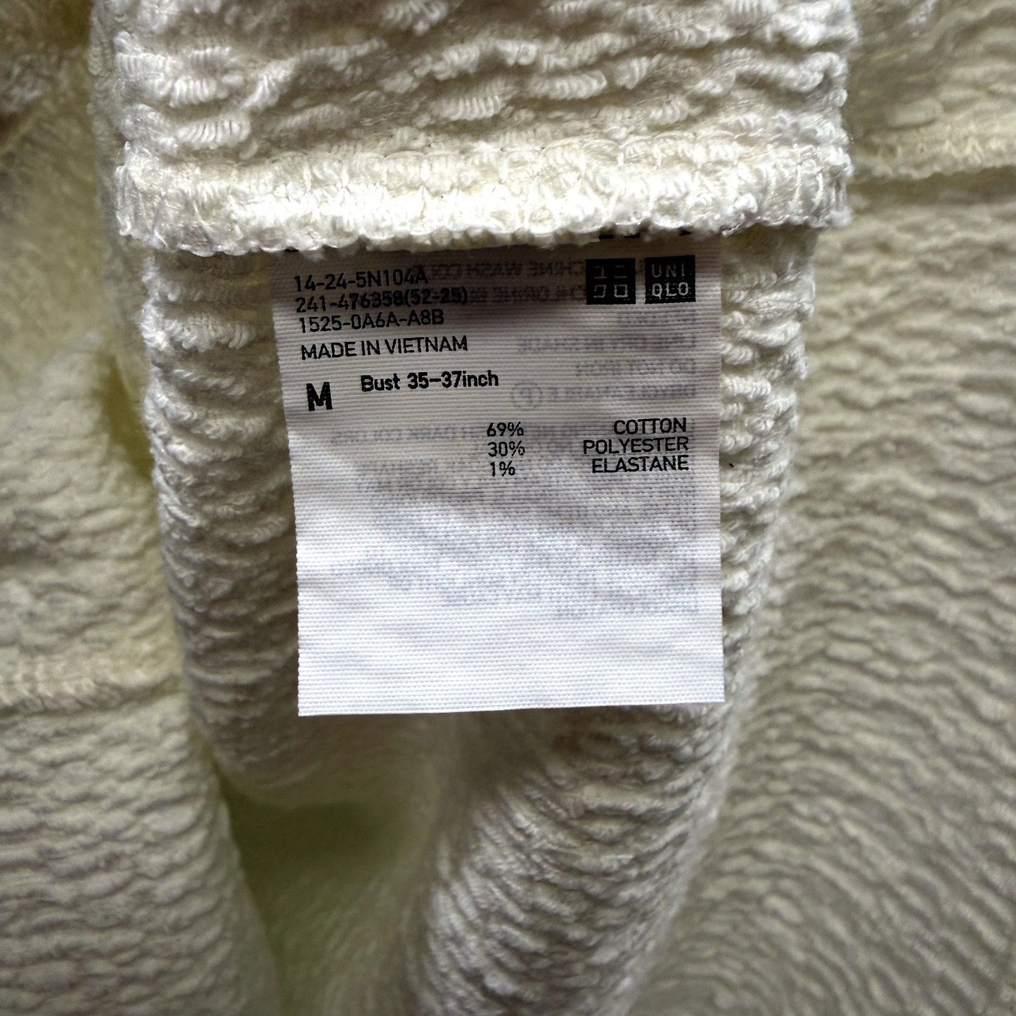 Uniqlo Womens Textured Pullover Sweatshirt in Cream, Size M NEW