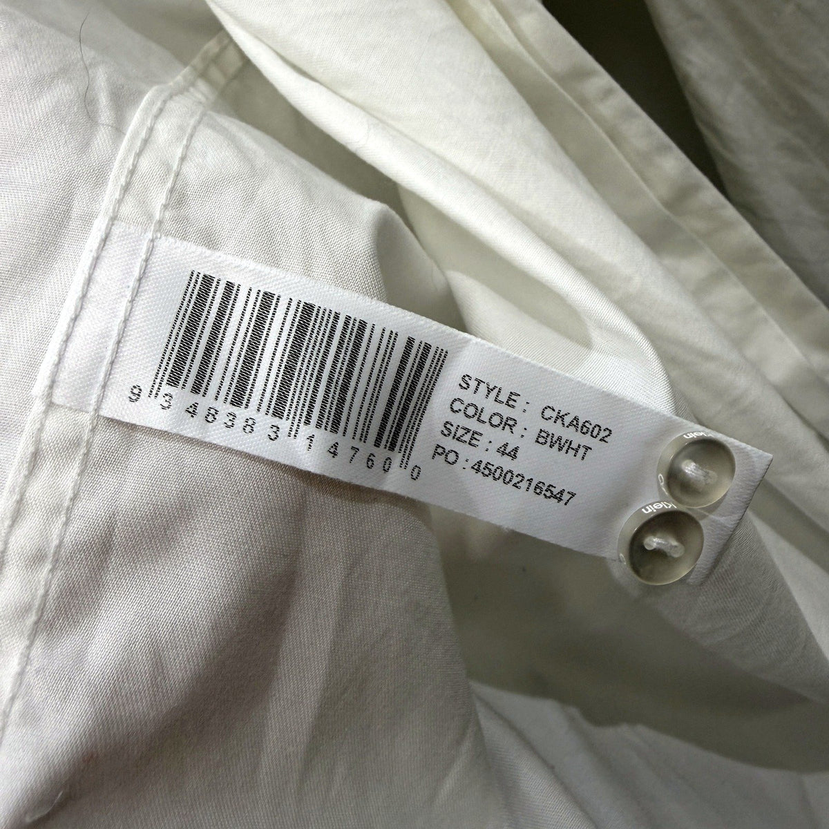 Calvin Klein Mens Button-Down Shirt in Bright White Cotton, Size 44