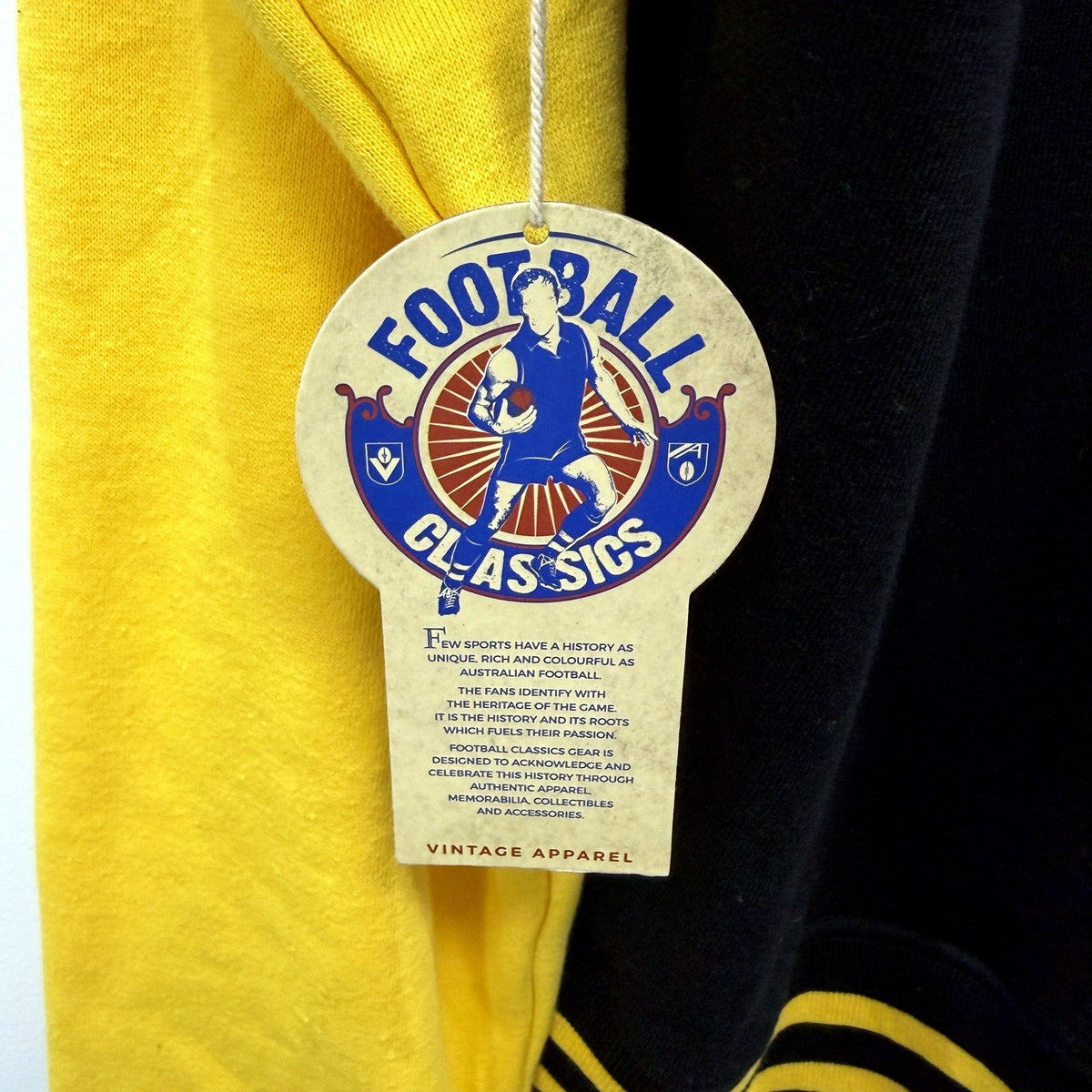 Football Classics Mens Vintage Pullover Hoodie Black and Yellow Size XXL NEW