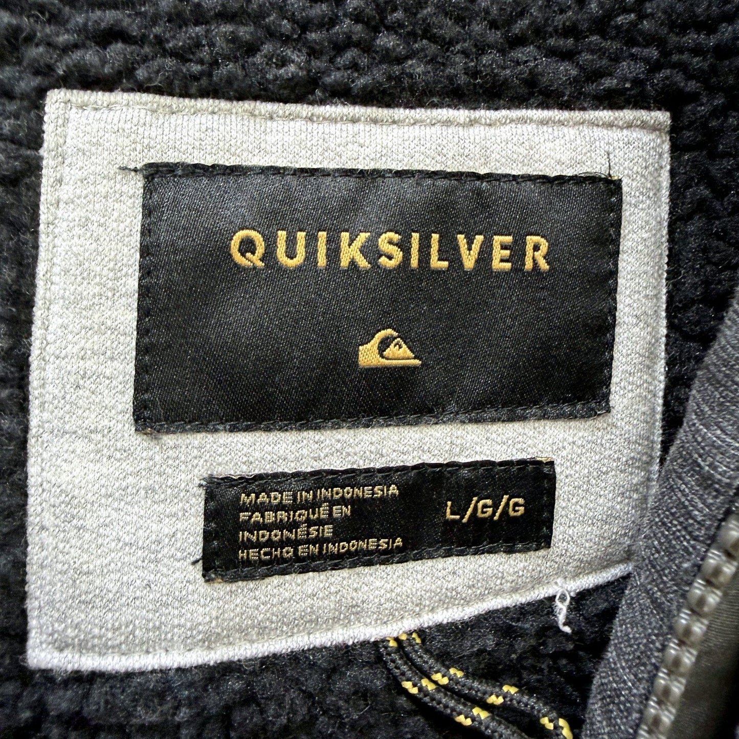 Quiksilver Mens Gray Puffer Jacket with Zipper Pockets, Size L