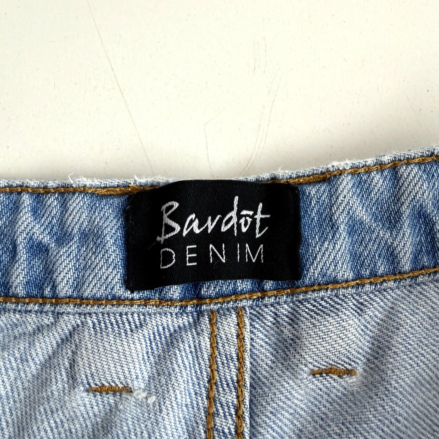 Bardot Womens Distressed Light Blue Denim Shorts with Frayed Hem, Size 12
