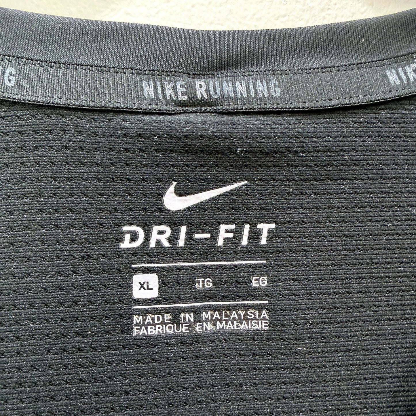 Nike Womens Dri-Fit Running Shirt Black Moisture Wicking Athletic Size XL