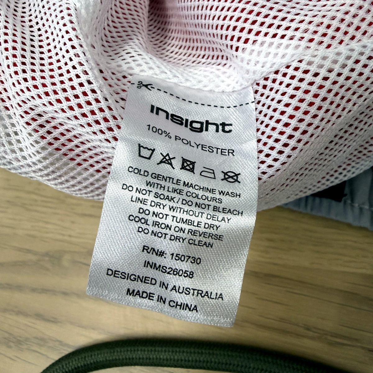 Insight Mens Cargo Shorts with Drawstring and Mesh Lining in Gray & Red XL NEW