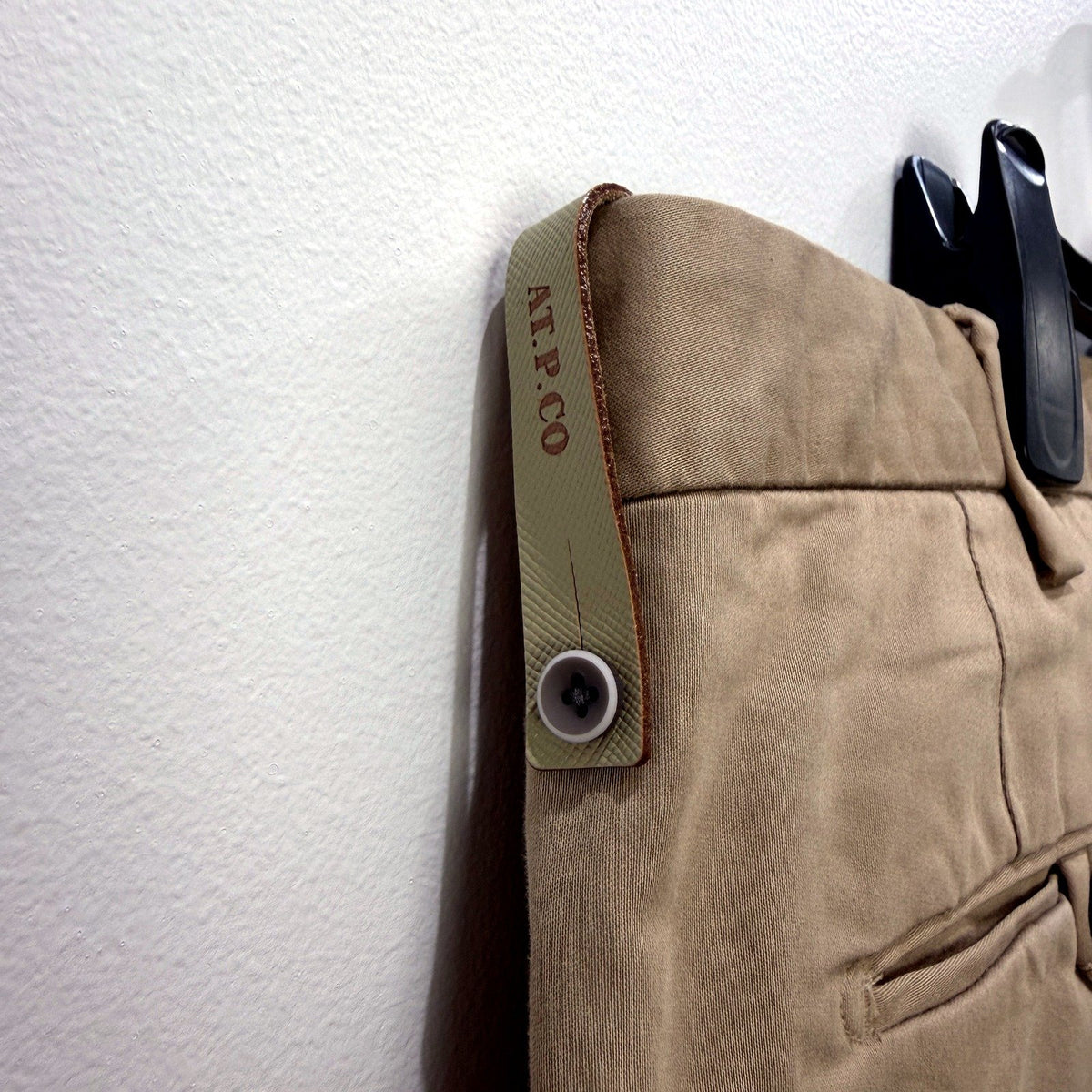 AT.P.CO Mens Relaxed Fit Cotton Chino Pants in Beige Size 56