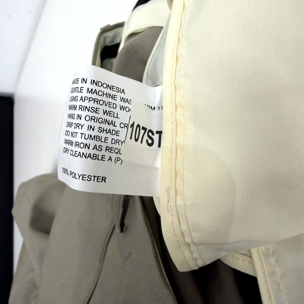 City Club Mens Beige Chino Pants - Straight Leg, Size 107S/42 NEW