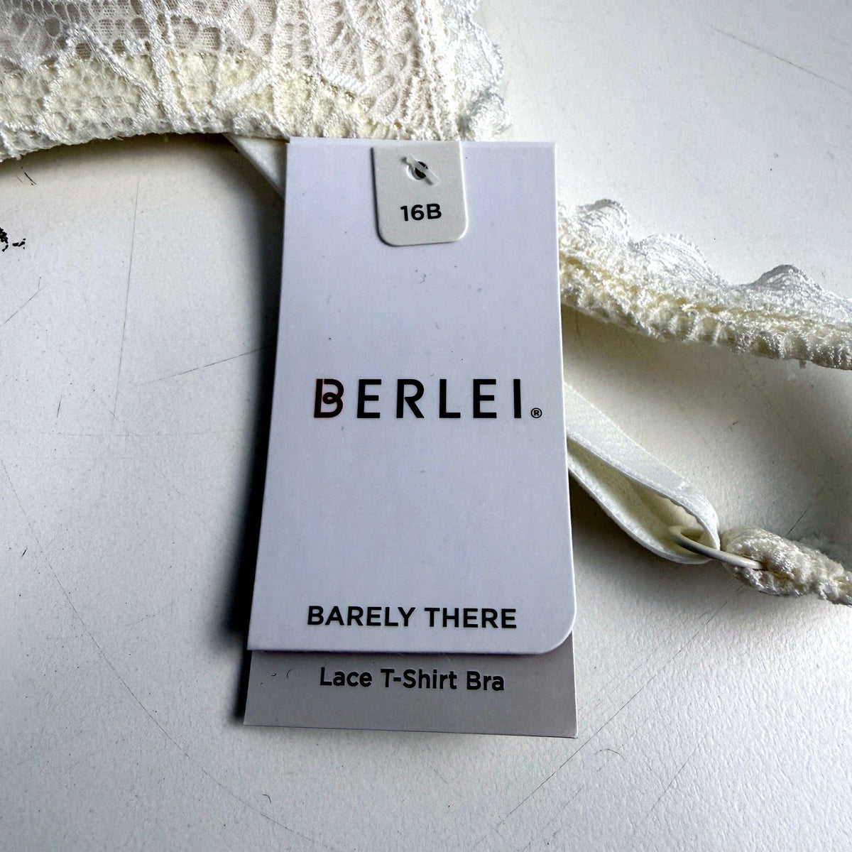 Berlei Womens Barely There Lace T-Shirt Bra 2-Pack Black White 16B NEW