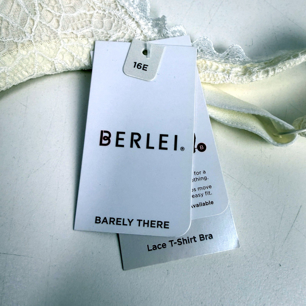 Berlei Womens Lace T-Shirt Bra 2-Pack Molded Cups Black White Size 16E NEW