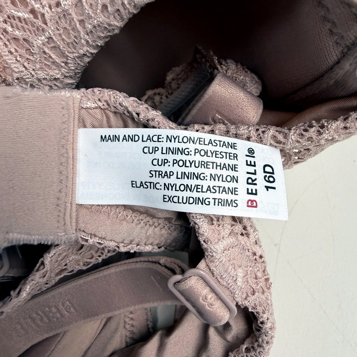 Berlei Womens Lace T-Shirt Bra 2-Pack White Pink Size 16D NEW