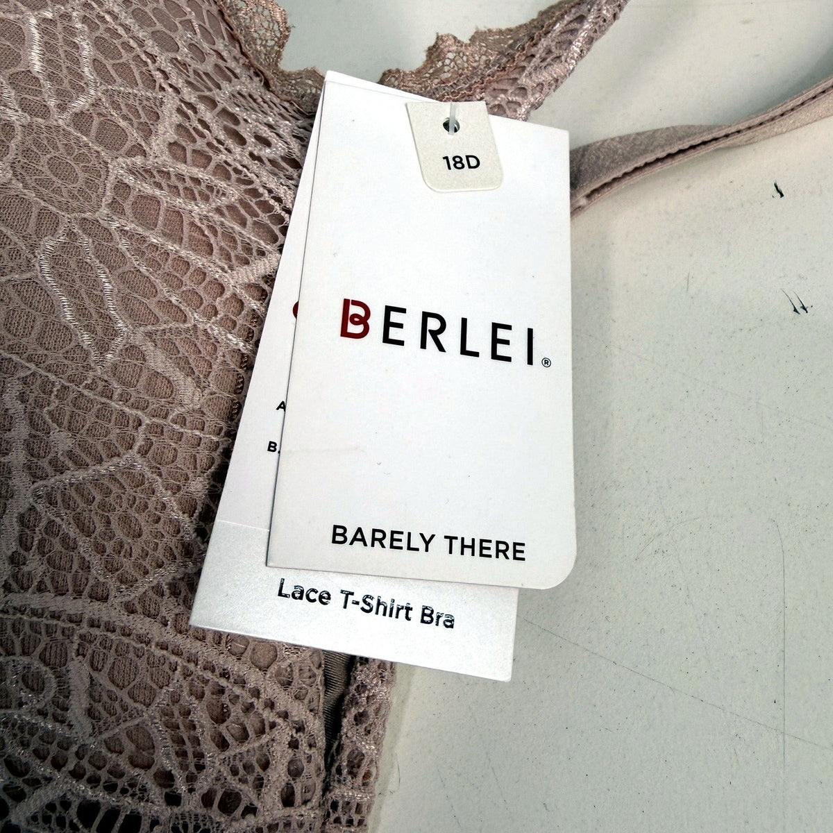 Berlei Womens Lace T-Shirt Bra 2-Pack Molded Cups Multi Color Size 18D NEW