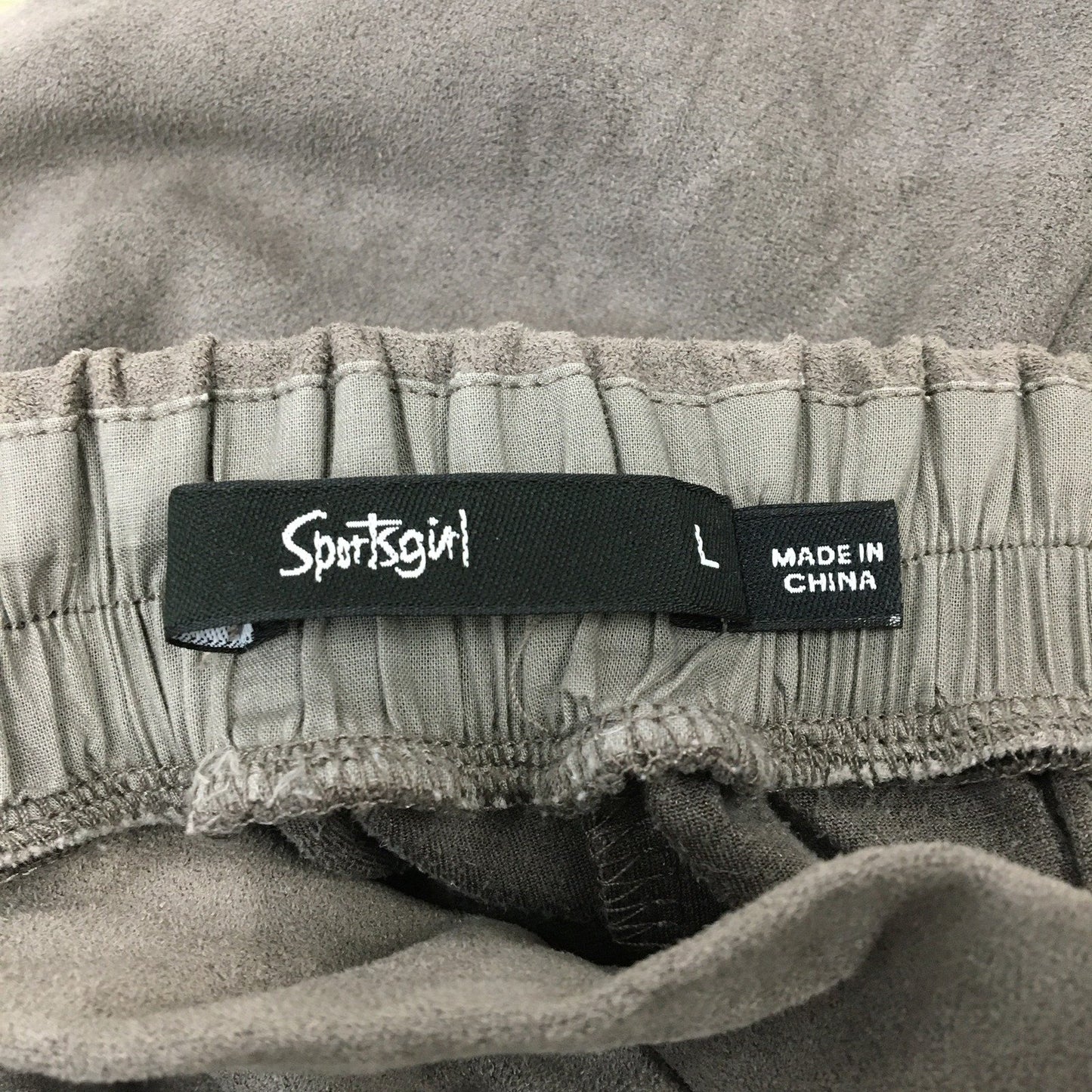 Sportsgirl Women's Elastic Waist Shorts with Pockets Casual Comfortable Gray