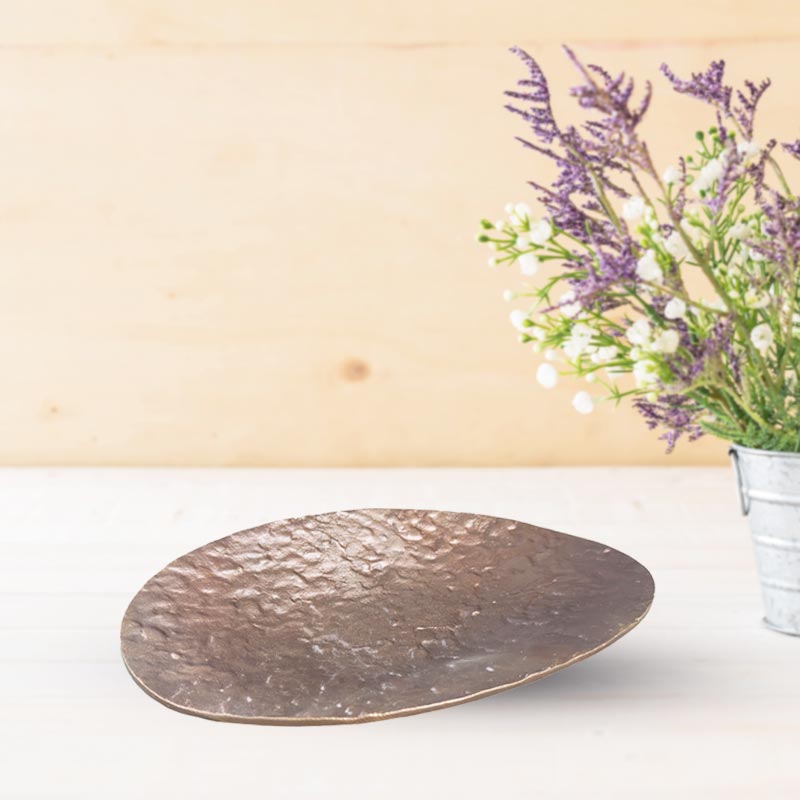 Handcrafted Antique Brass Oval Tray for Elegant Home Decor And Display Vintage Inspired NEW