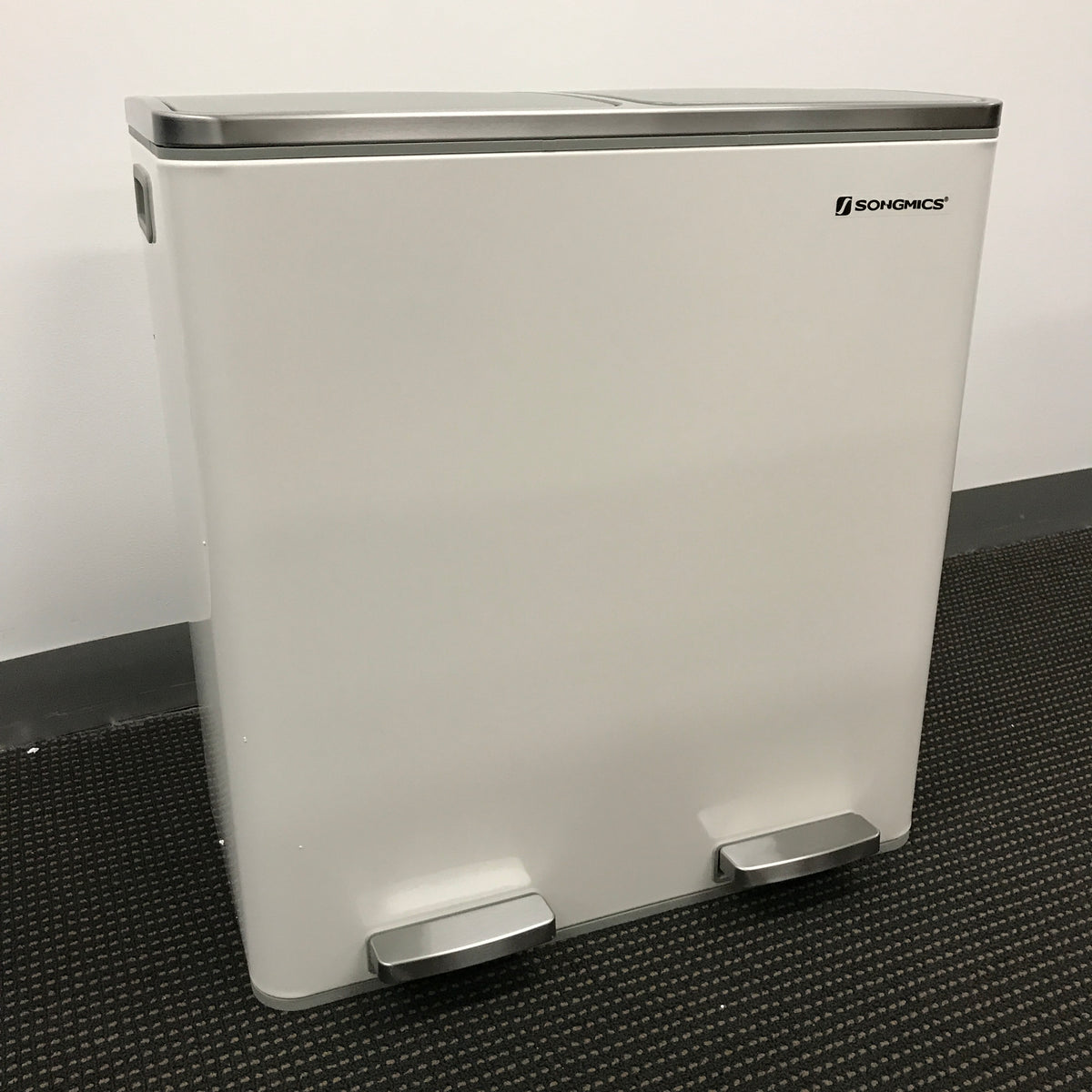 SONGMICS 60L Double Compartment Kitchen Trash Can with Metal Pedal, White DEMO