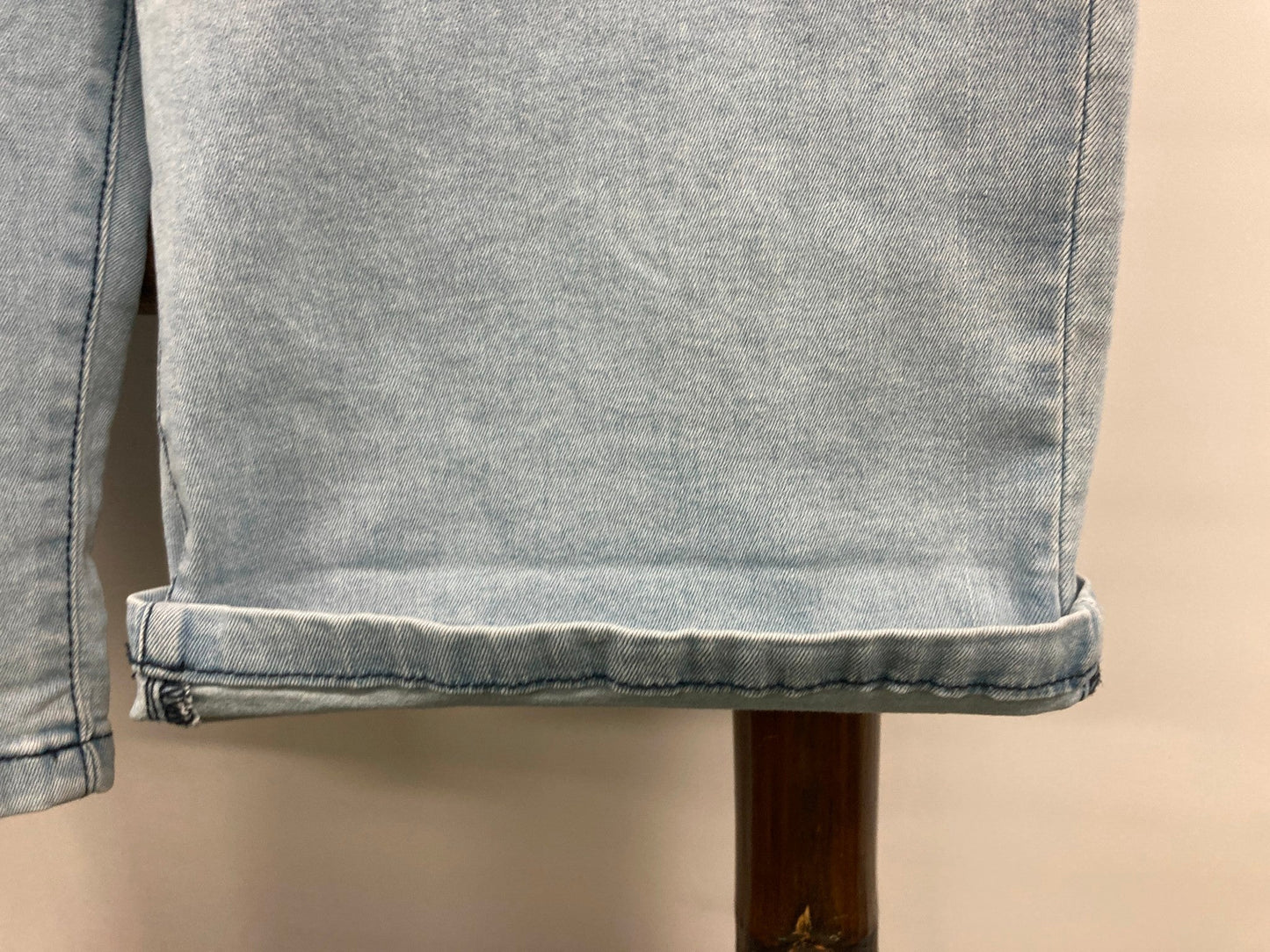 Jay Jays Slim Roll Up Cuff Zip Up Light Wash Shorts Blue Mens Sz 36 NEW