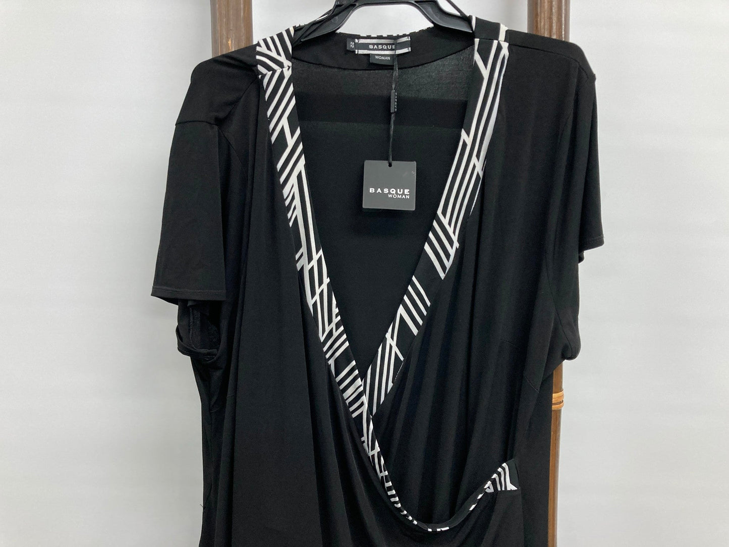 Basque Cross-Over Stretchy Relaxed Black Dress Ladies Sz 22 NEW