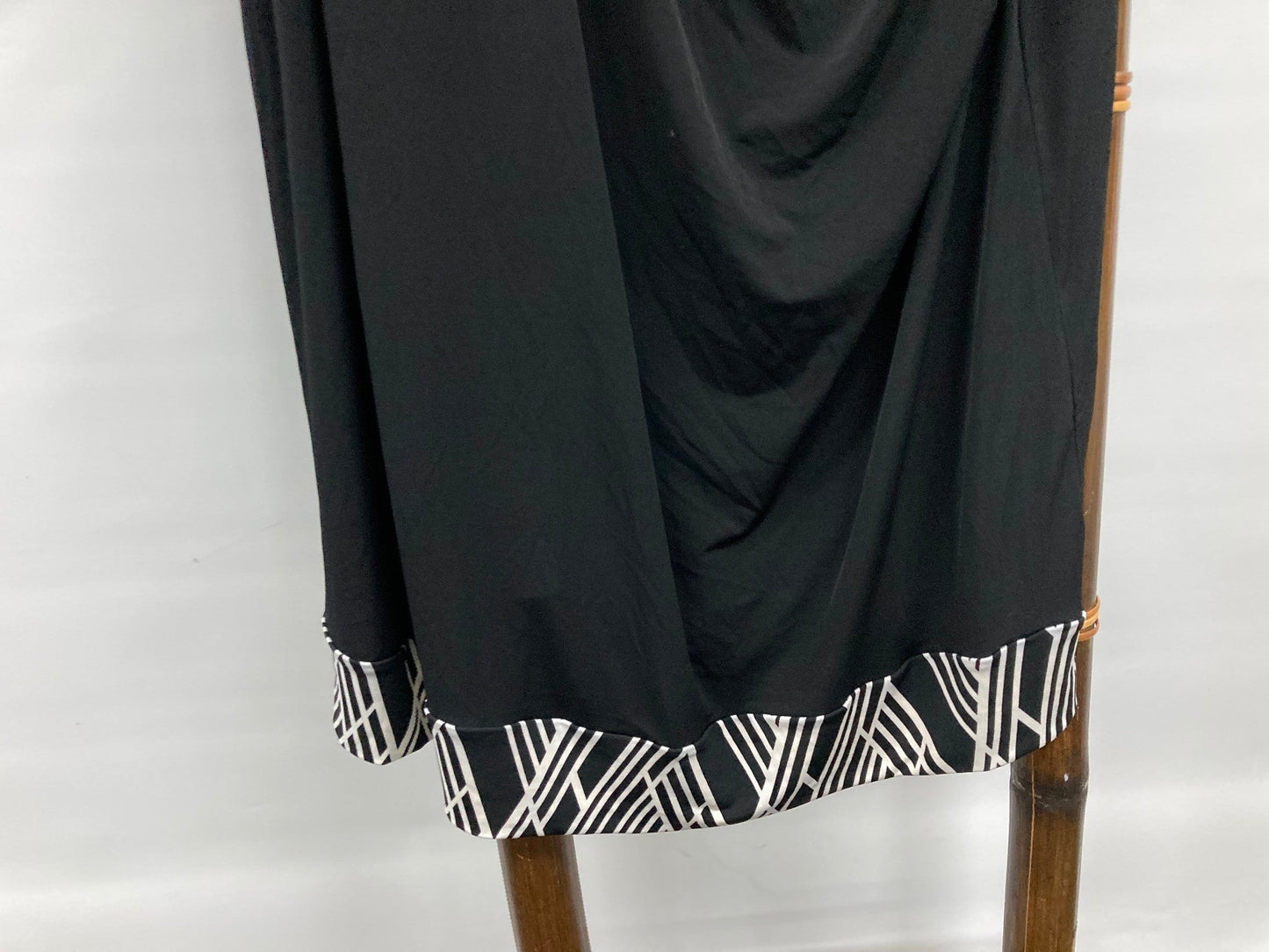 Basque Cross-Over Stretchy Relaxed Black Dress Ladies Sz 22 NEW