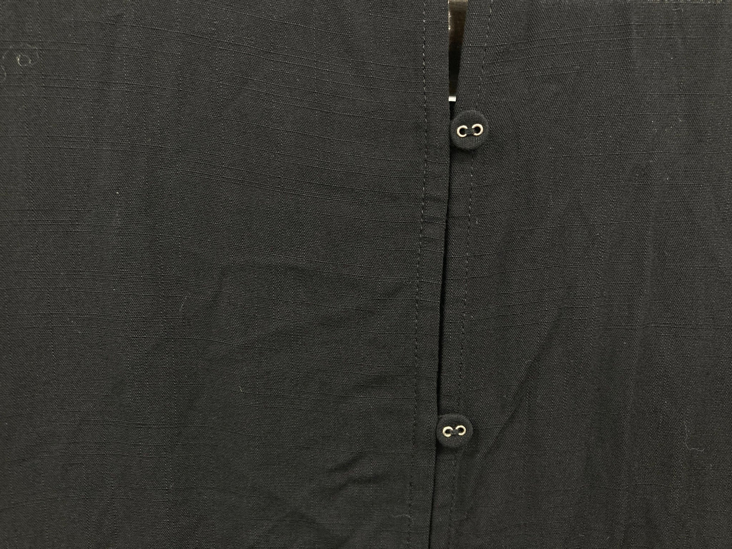 Piper Curve Short Sleeve Back Button Blouse Black Ladies Sz 16 NEW