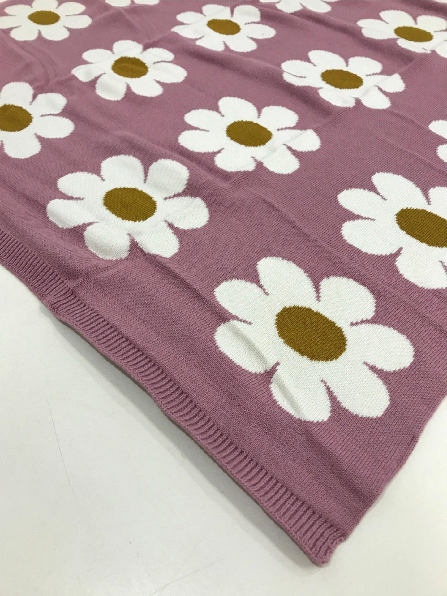 Target Pink W/ White Flowers Intarsia Knit Cotton Throw Baby Blanket NEW