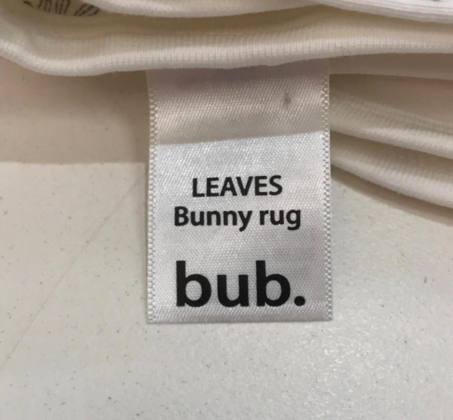 2 Piece Target Bub. White Cotton Bunny Rug Leaves Design 99X99Cm NEW