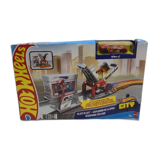 Hot Wheels City Blaze Blast with Exploding Fuel Tank Fold Out Play Set NEW