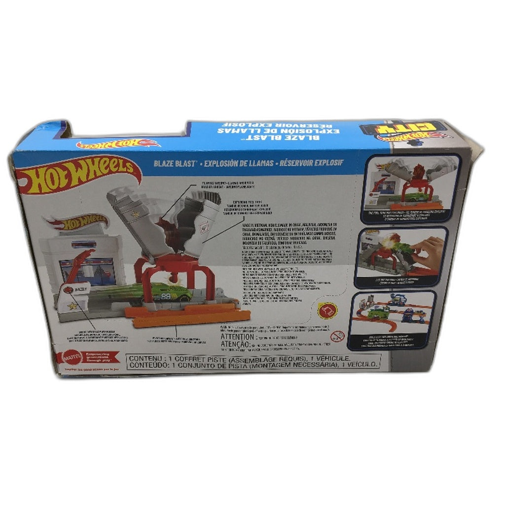 Hot Wheels City Blaze Blast with Exploding Fuel Tank Fold Out Play Set NEW