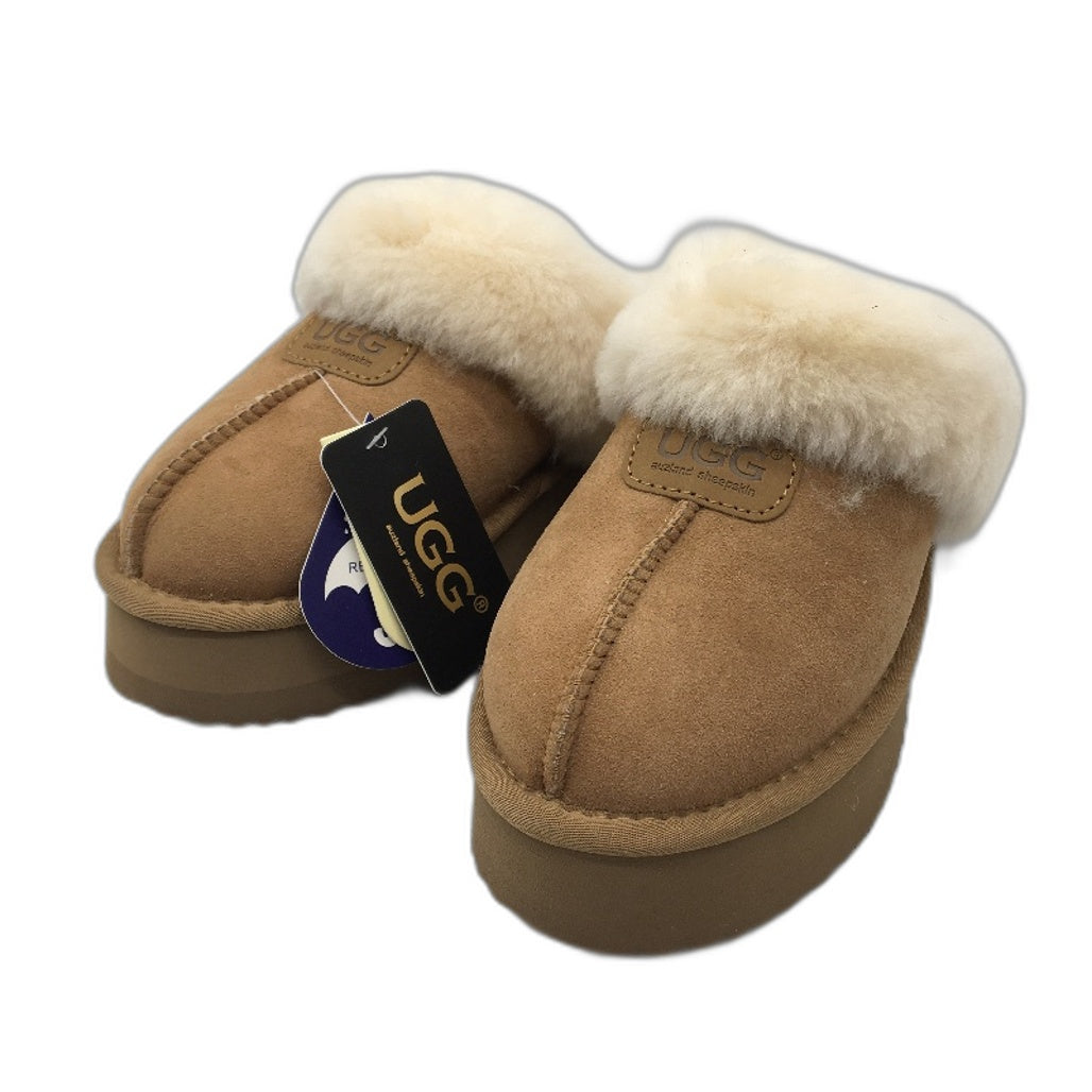 UGG Sheepskin Chesnut Thick Sole Suff Platfrom Slippers Ladies Size 7 EUR 38 NEW