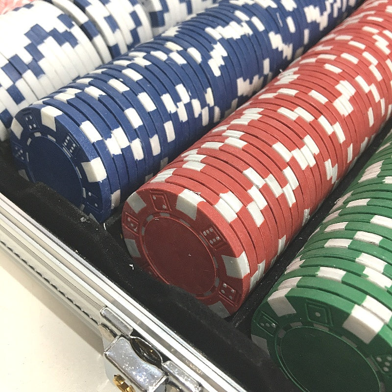 All in One 500 Piece Ultimate Poker Game Chip Set in Carrying Case DEMO