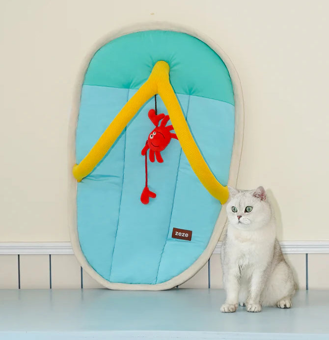 Zeze Flip-Flop Cooling Mat For Pets Cute Thong Dog Refreshing Bed With Crab Toy