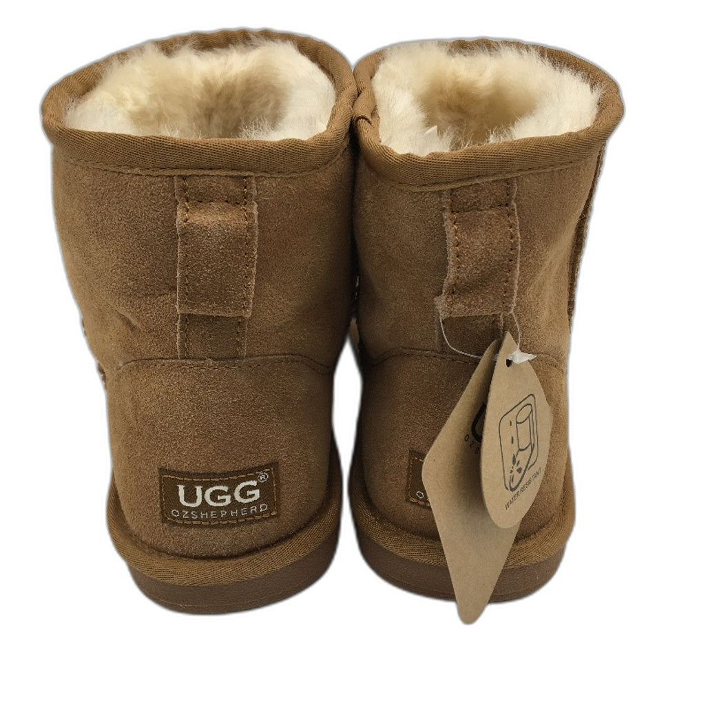 UGG Boots Australian Double Face Sheepskin Chesnut Unisex Size EU 44 M11 L13 NEW