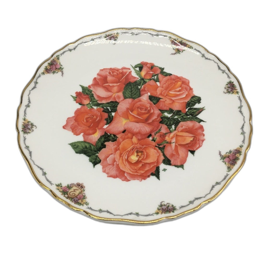 VINTAGE Royal Albert 8056E 1990 Elizabeth of Glamis Bone China Decorative Plate