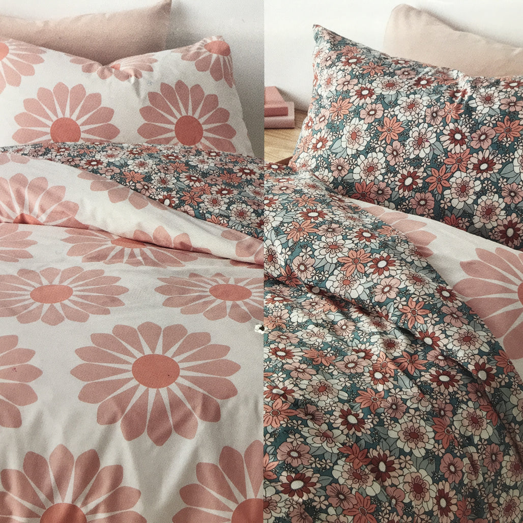 Target Flora Reversible Cotton Pink Quilt CovervSet SINGLE NEW