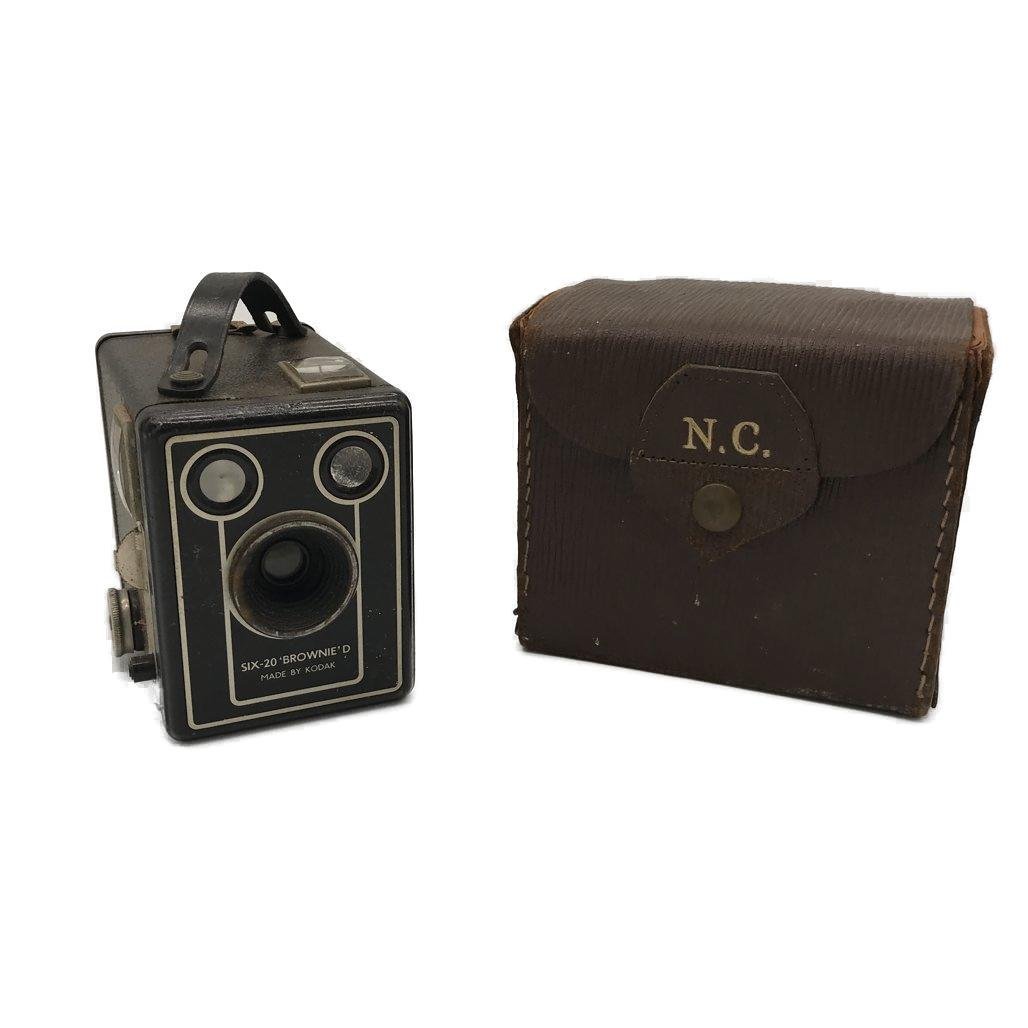 Collectable Kodak Six-20 Brownie'D Camera In Originla Leather Case VINTAGE