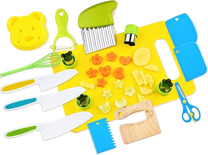 Kids Kitchen Set 17 PCS Cutting Board Cutter Knives Serrated Edges  Accessories