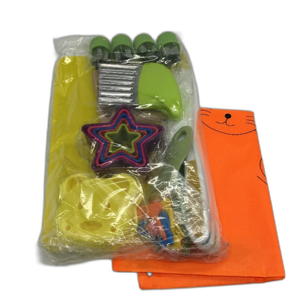 Kids Safe Kitchen Cutting Set Vegetable Fruit Cutter Toddler Chopper Toy Age 3+