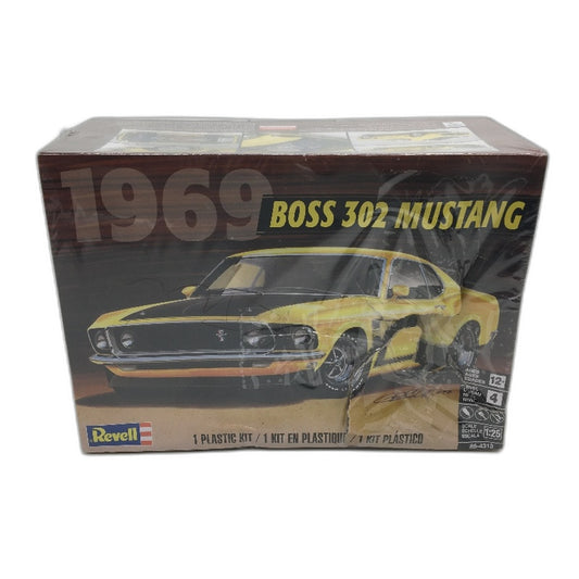 Revell 1:25 Scale 1969 Boss 302 Mustang Plastic Model Building Kit Level 4 NEW