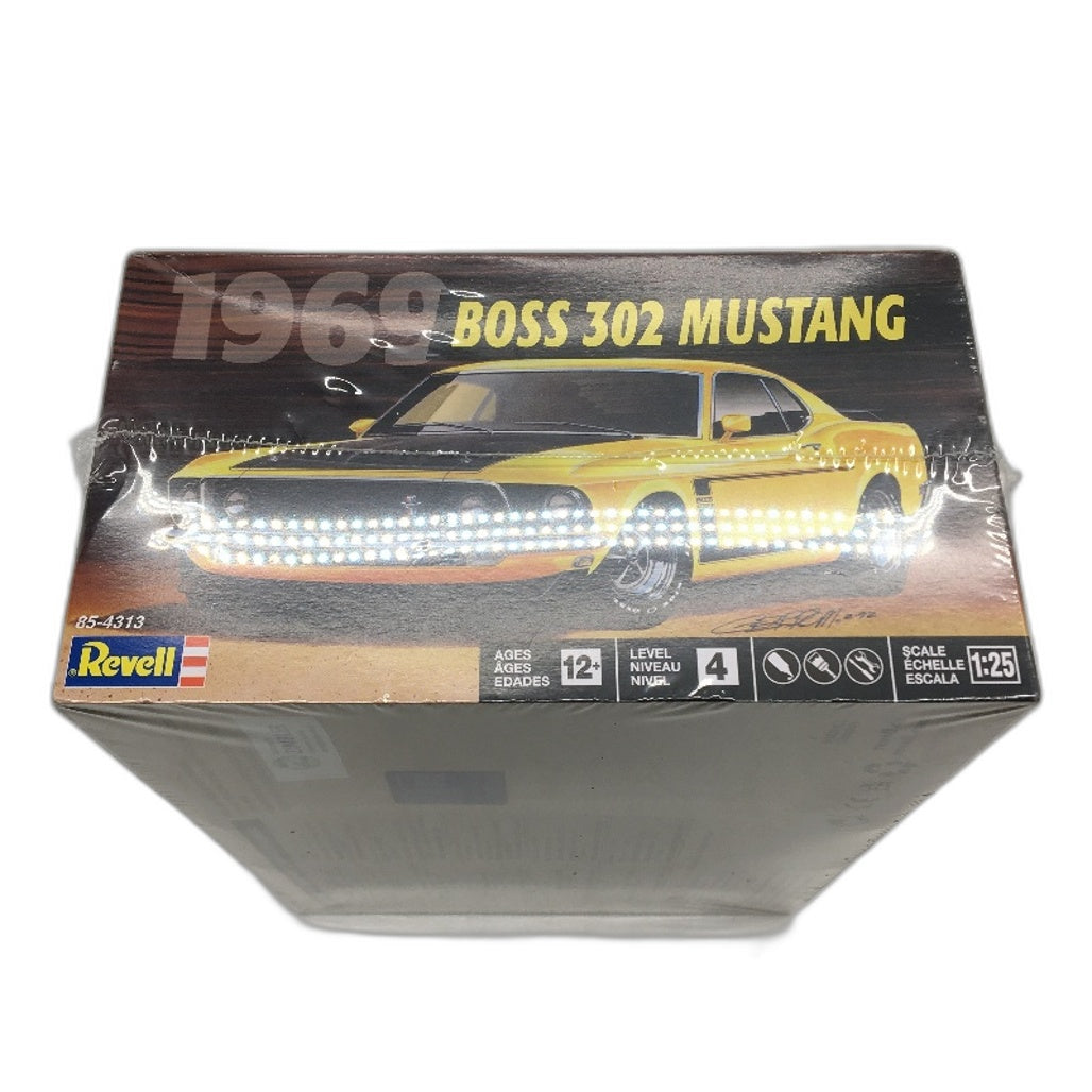 Revell 1:25 Scale 1969 Boss 302 Mustang Plastic Model Building Kit Level 4 NEW