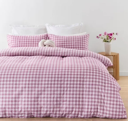 Easy Care Gingham Striped Pink Reversible Cotton Rich Quilt Cover Set QUEEN NEW