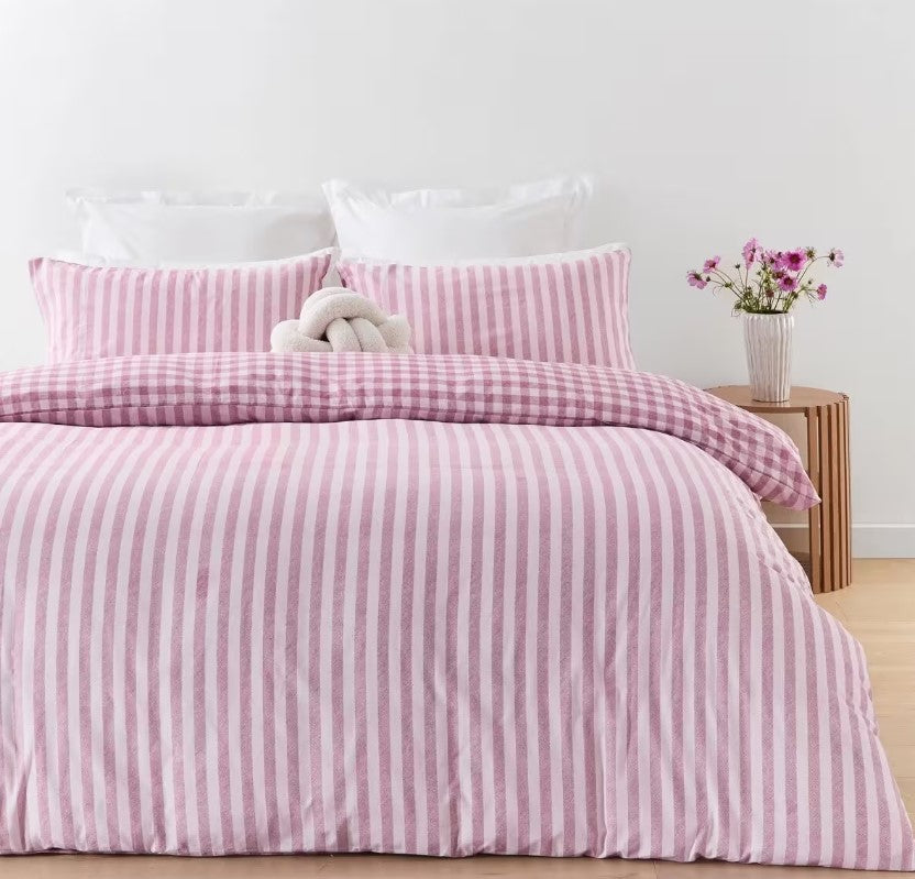 Easy Care Gingham Striped Pink Reversible Cotton Rich Quilt Cover Set QUEEN NEW