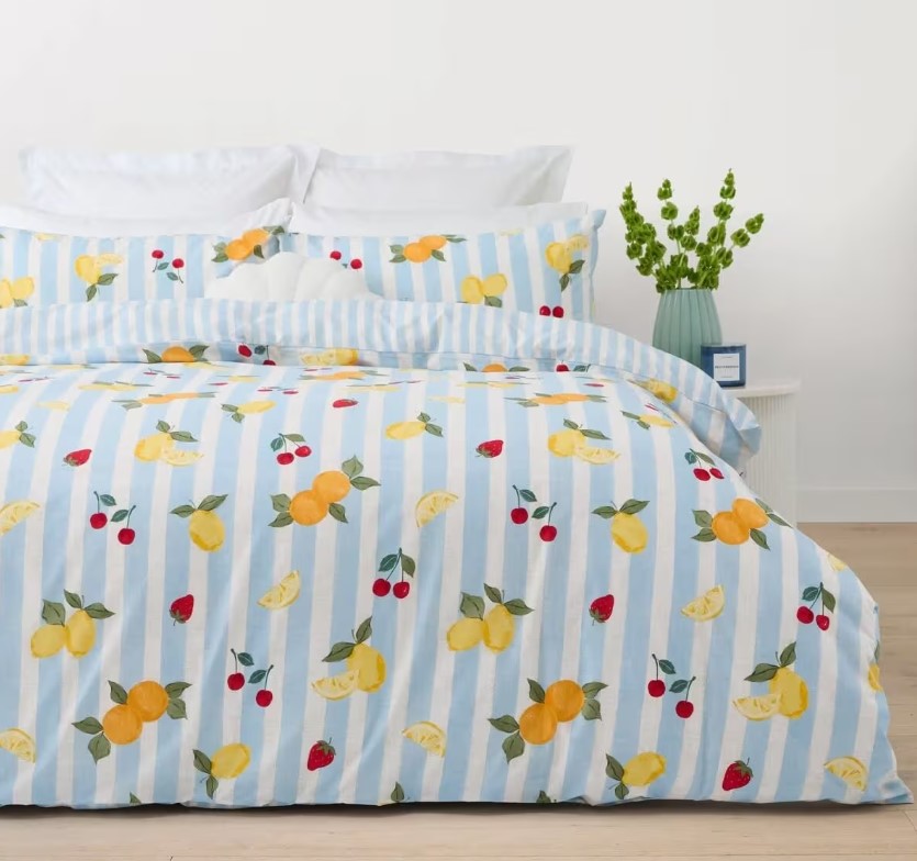 Easy Care Blue Sorrento Fruit Reversible Cotton Rich Quilt Cover Set QUEEN NEW