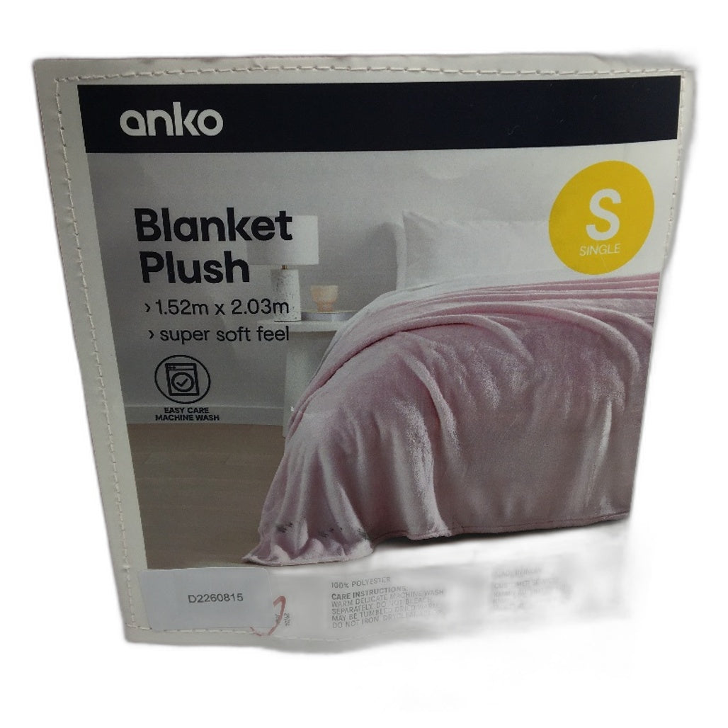 Super Soft Easy Care Pale Pink Washable Plush Ribbed Blanket SINGLE Size NEW