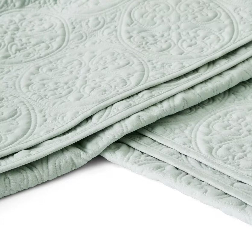 Easy Care Seafoam Green Aria Quilted Design Coverlet Set QUEEN/KING Bed NEW