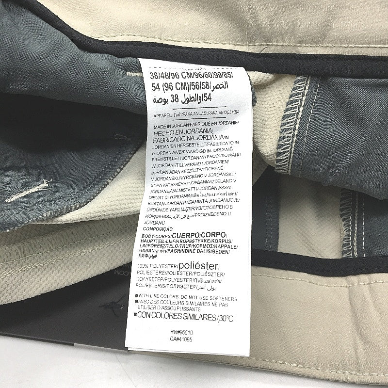 Under Armour Matchplay 10 Inch Inseam Khaki Golf Shorts Mens Size 38 NEW