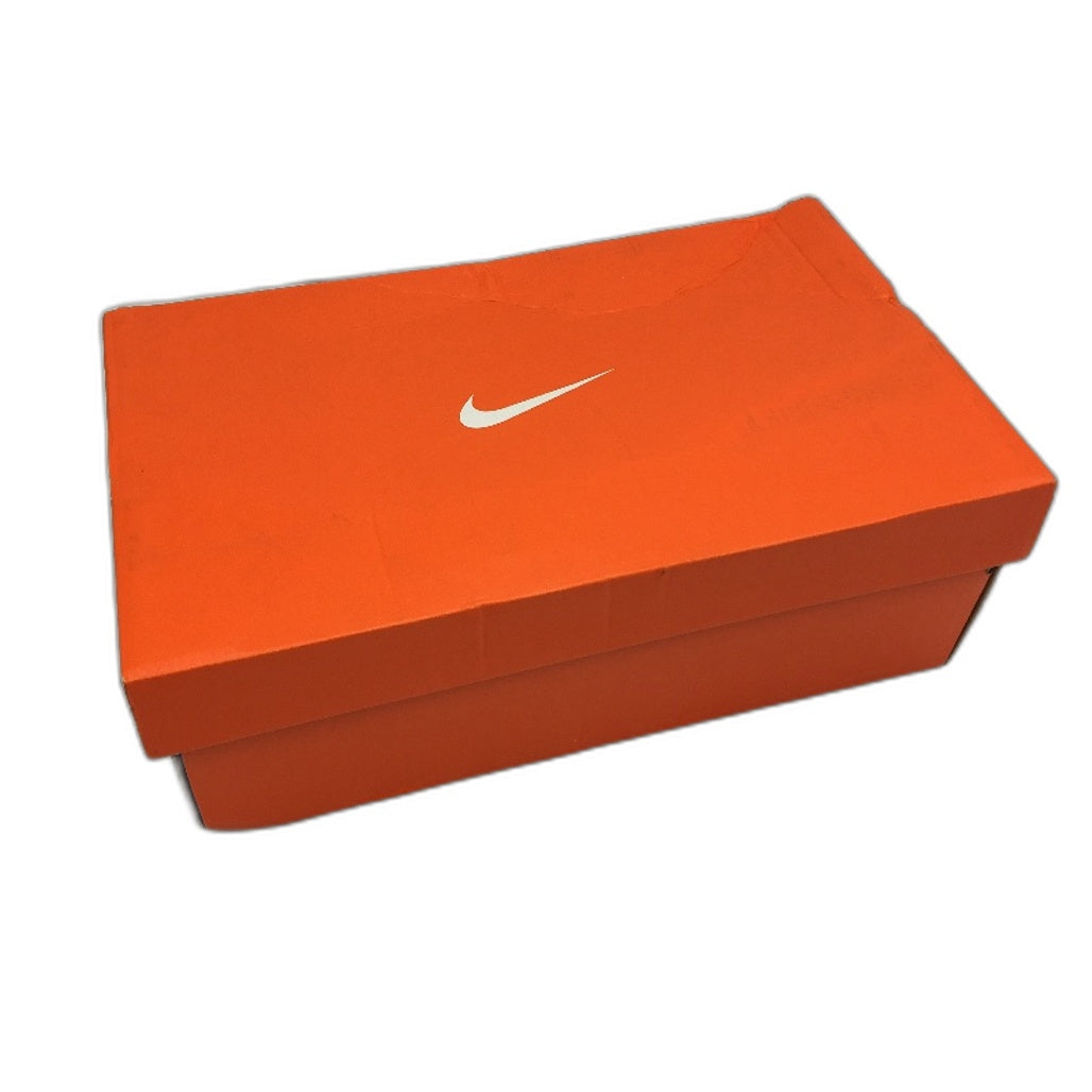 Nike Legend Essential 2 Black Running Sneakers Mens Size US 8.5 EU 42 NEW