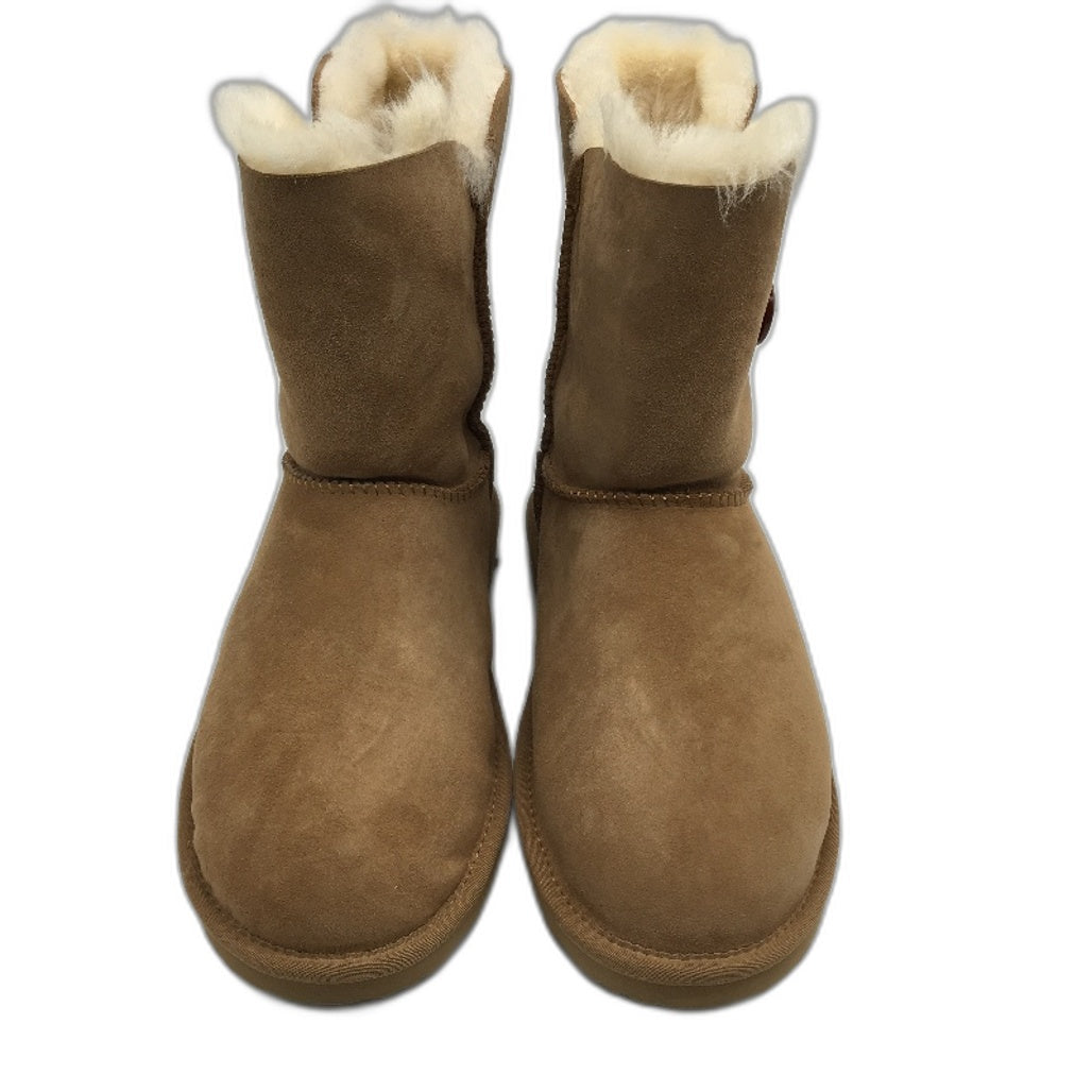 UGG Outback Australian Sheepskin Chestnut Short Button Boot Unisex M11 L12 NEW