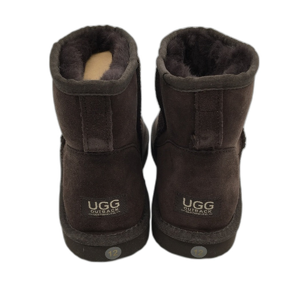 UGG Outback Australian Sheepskin Chocolate Mini Classic Boot Unisex M10 L11 NEW