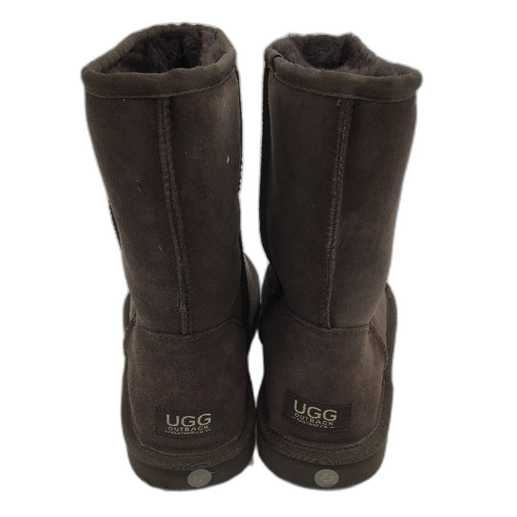UGG Outback Australian Sheepskin Chocolate Short Classic Boot Unisex M11 L12 NEW