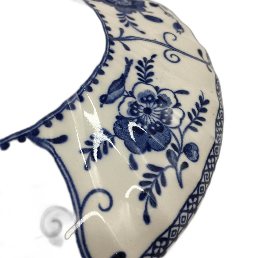 VINTAGE Johnson Brothers England 2 Bowls With Lids Set Blue & White Pottery