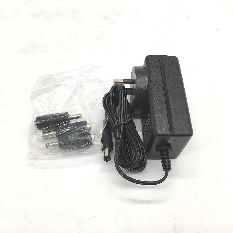 AC 100-240V -DC 12V 2A Switching Power Supply Adapter 3 Interchangeable Tips NEW