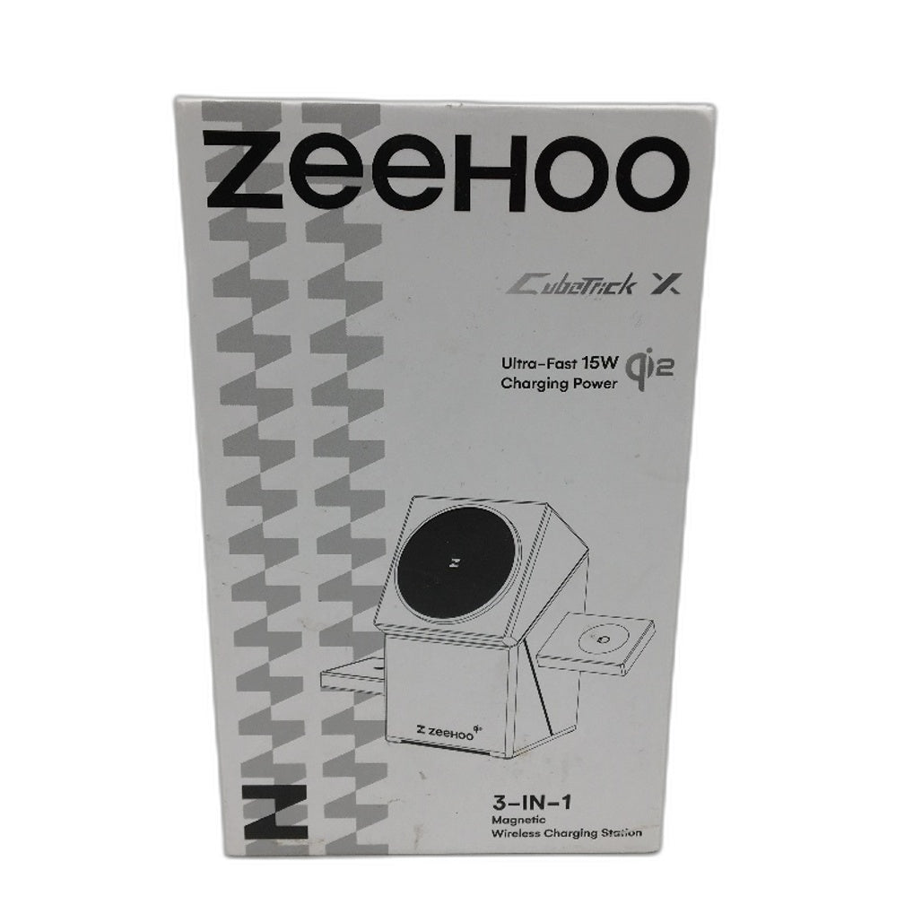 ZEEHOO Cubetrick X 3 in 15W Wireless Charging Station for Apple Devices DEMO
