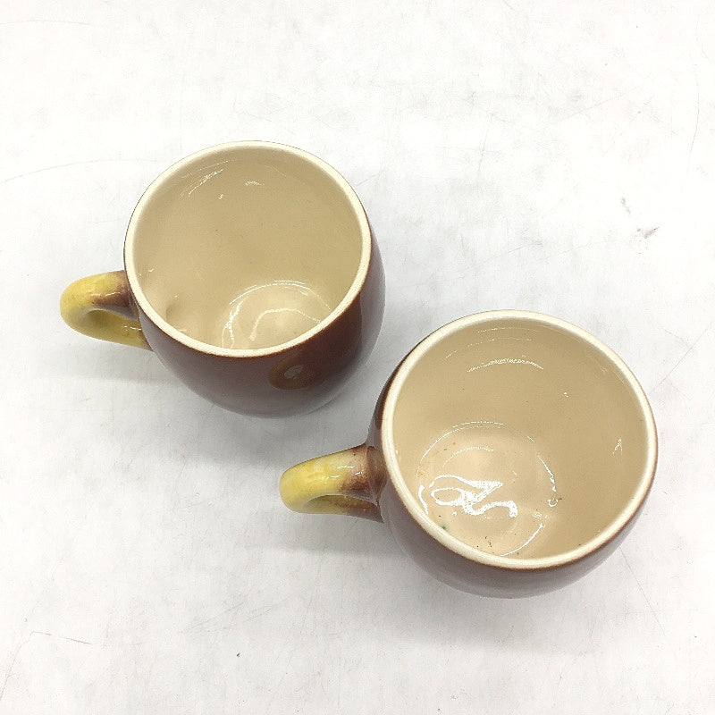 VINTAGE Pair Of "Cheers From Swan Hill" Ceramic Souvenir Glazed Mugs