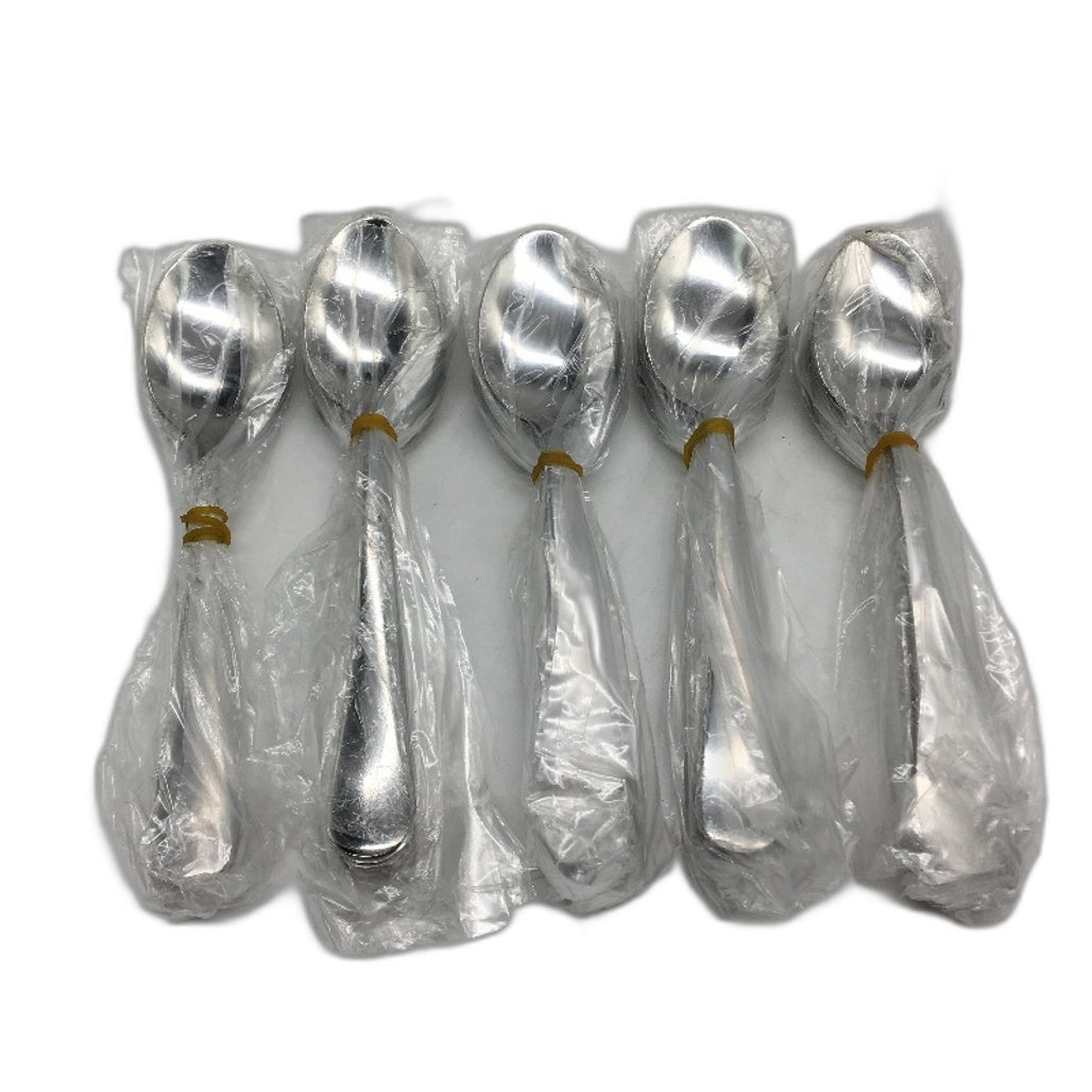 40 Piece 8 Person Silver Stainless Steel Silverware Tableware Cutlery Set NEW